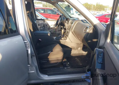 2010 Ford Explorer Sport Trac Xlt z USA, uszkodzony, nr VIN 1FMEU5BE7AUF02493